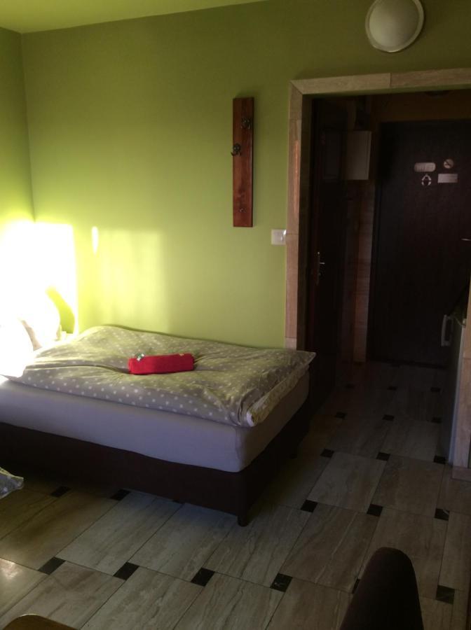 Mika Rooms Raclawicka 144 & Wislicka 3 Studio - Adults Only Warszawa Eksteriør bilde