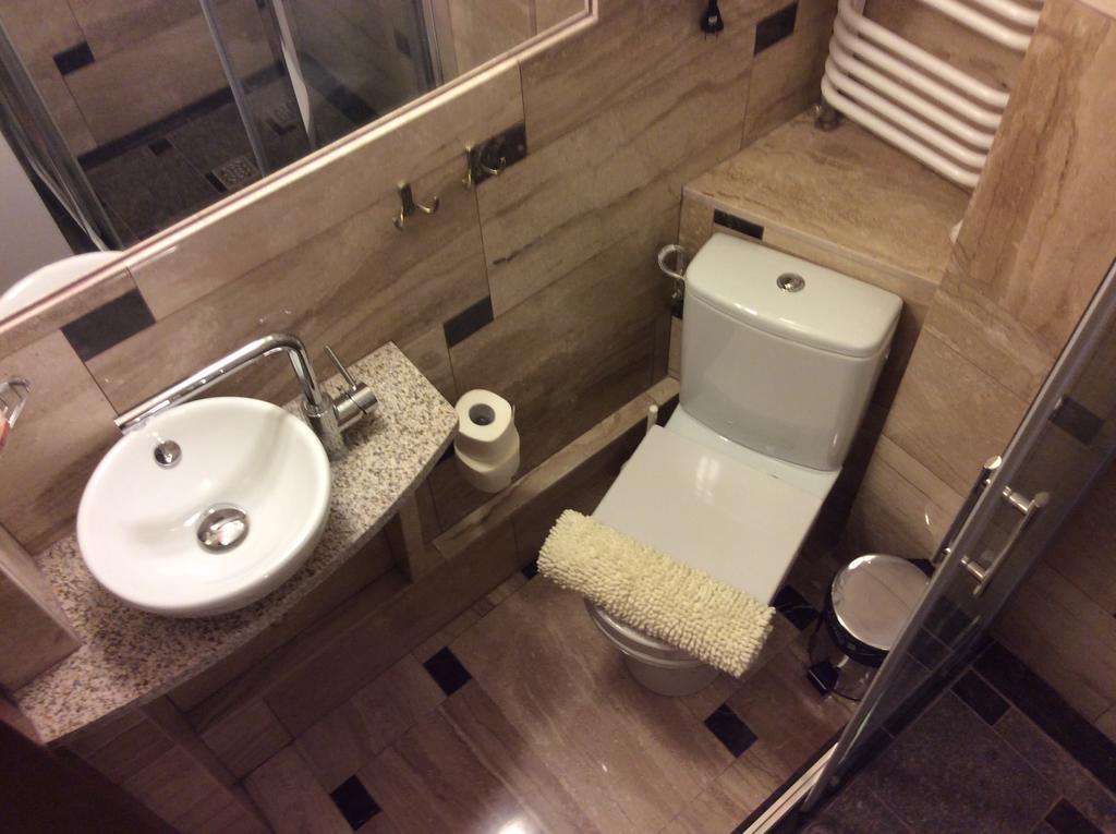 Mika Rooms Raclawicka 144 & Wislicka 3 Studio - Adults Only Warszawa Eksteriør bilde